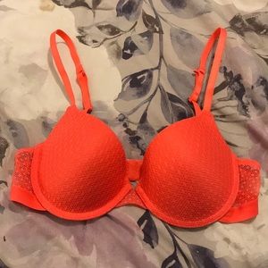 NWOT Patterned Bra!